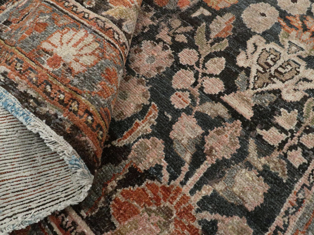Antique Malayer Rug, No.21326 - Galerie Shabab