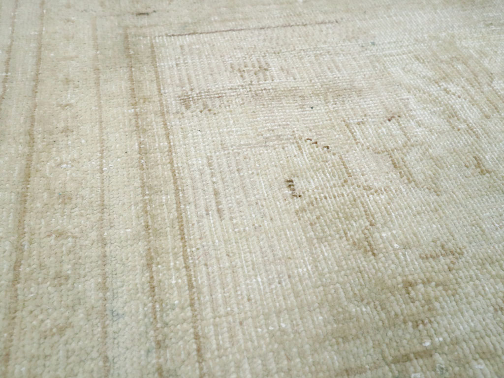 Antique Persian Sarouk Rug, No.21343 - Galerie Shabab