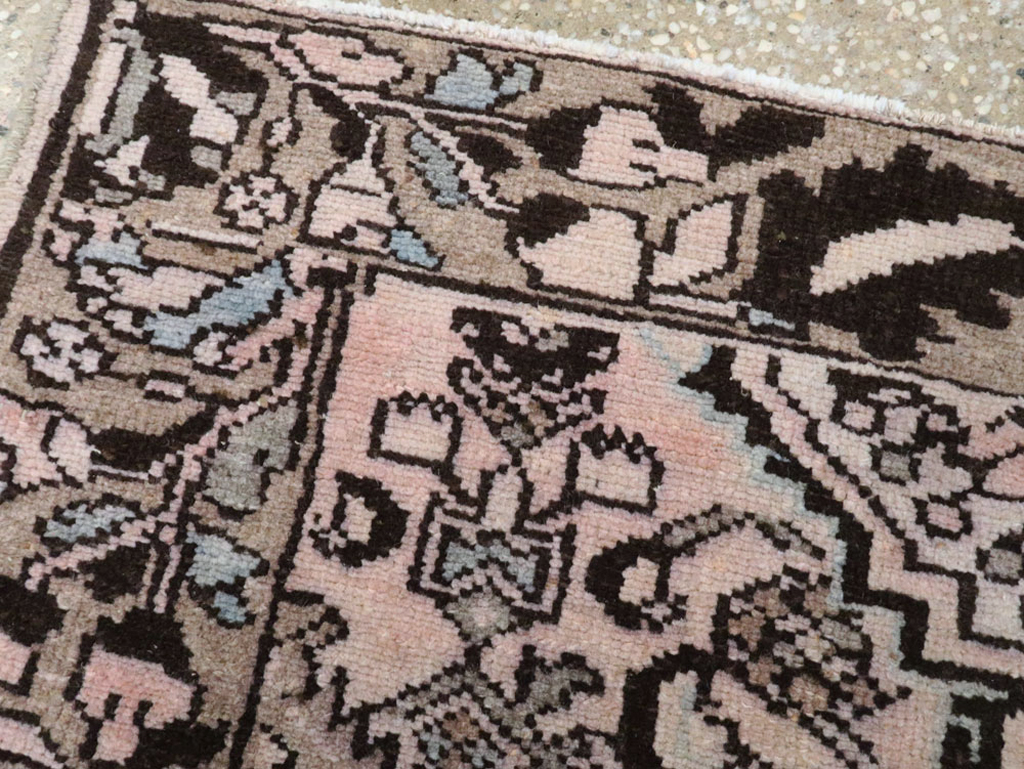 Vintage Persian Malayer Sampler Rug, No.21346 - Galerie Shabab