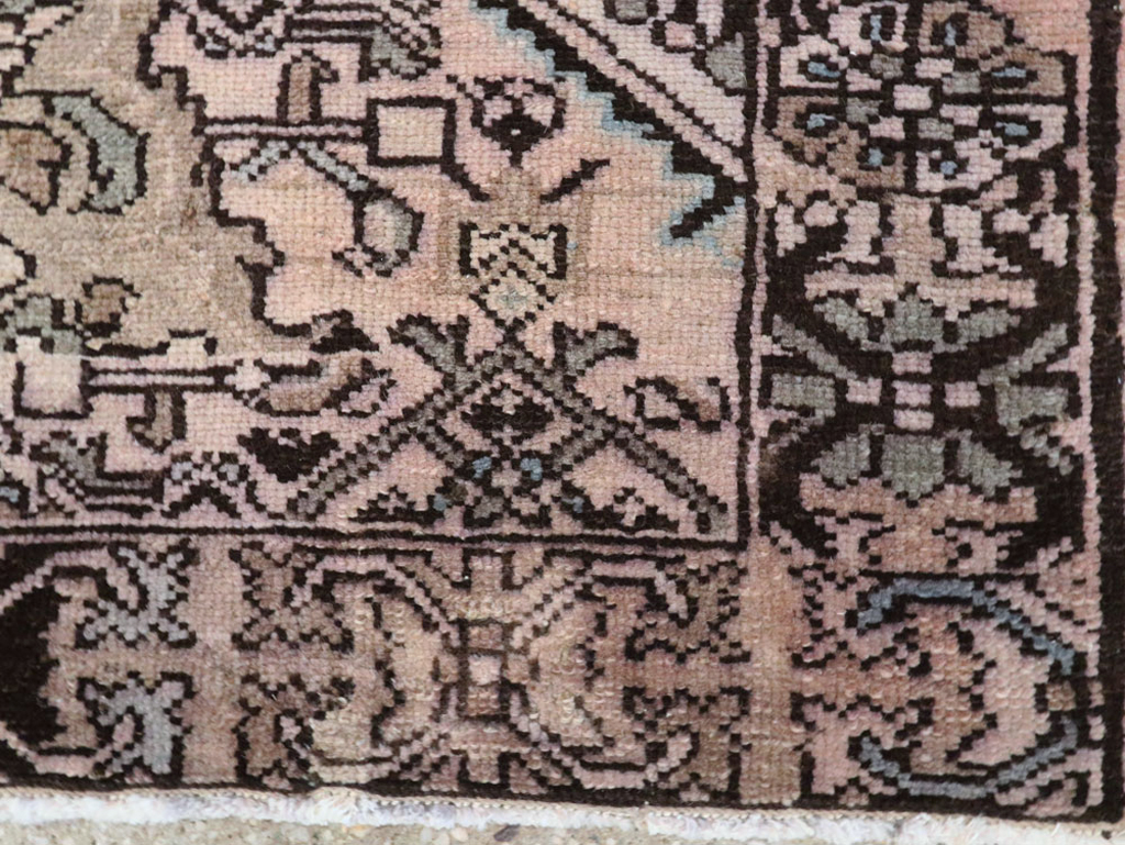 Vintage Persian Malayer Sampler Rug, No.21346 - Galerie Shabab