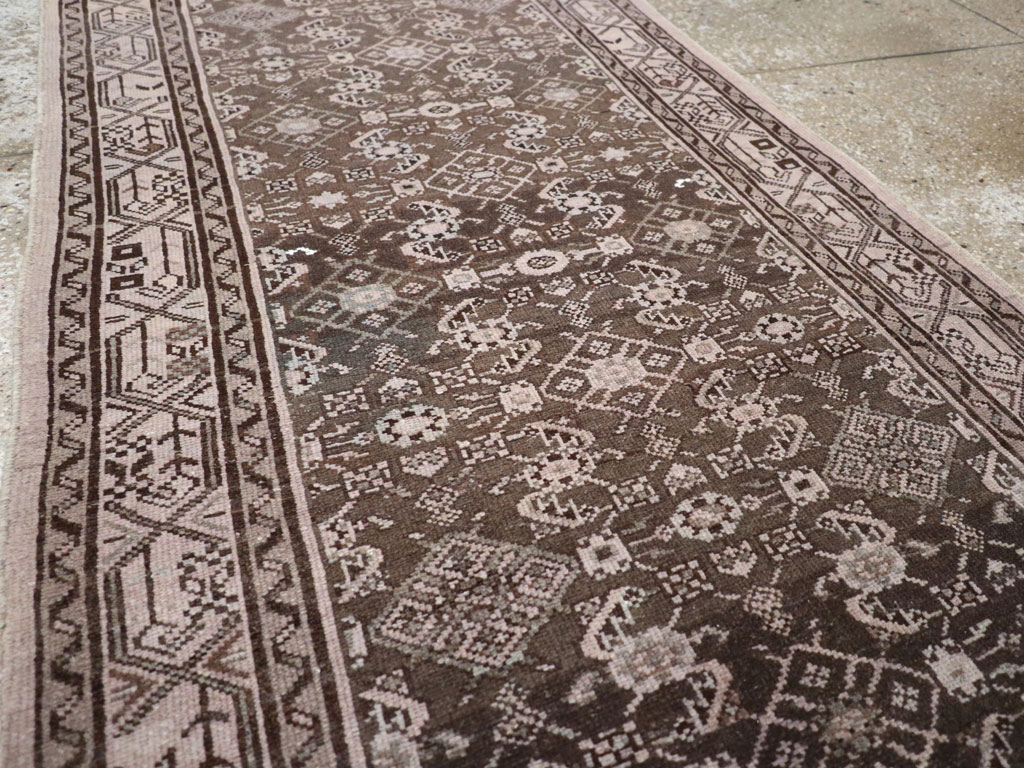 Vintage Persian Malayer Runner, No.21354 - Galerie Shabab