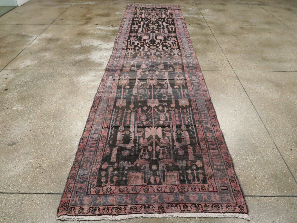 Vintage Persian Malayer Runner, No.21357 - Galerie Shabab