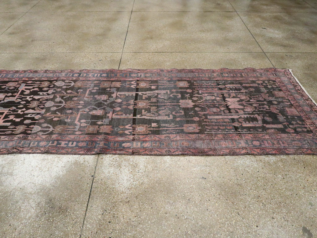 Vintage Persian Malayer Runner, No.21357 - Galerie Shabab