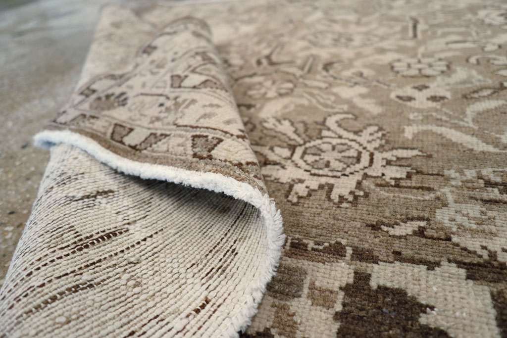 Vintage Malayer Square Rug, No.21372 - Galerie Shabab