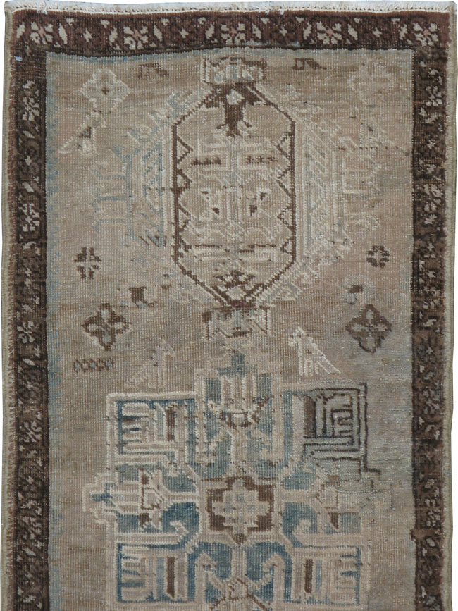 Vintage Persian Karajeh Runner, No.21374 - Galerie Shabab