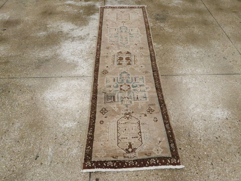 Vintage Persian Karajeh Runner, No.21374 - Galerie Shabab