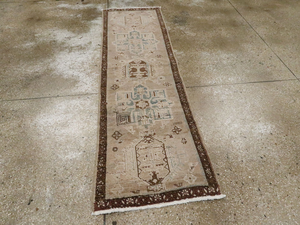 Vintage Persian Karajeh Runner, No.21374 - Galerie Shabab