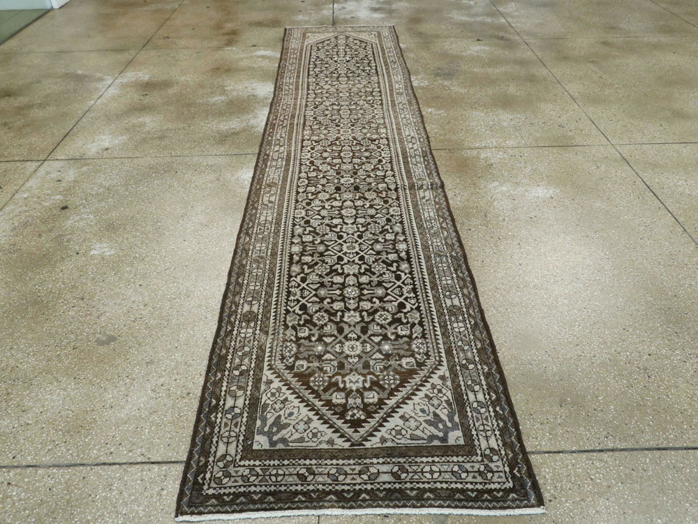 Vintage Persian Malayer Runner, No.21375 - Galerie Shabab