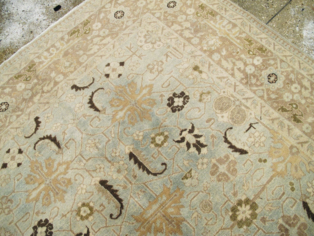 Antique Persian Tabriz Carpet, No.21385 - Galerie Shabab