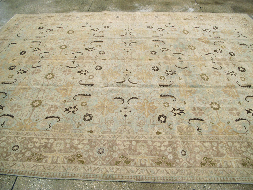 Antique Persian Tabriz Carpet, No.21385 - Galerie Shabab