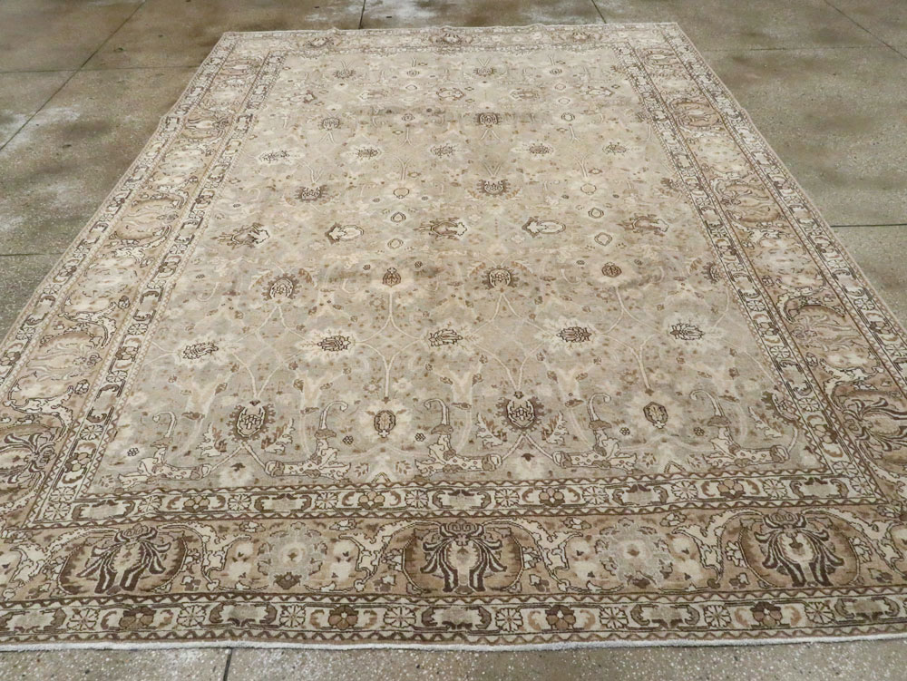 Antique Persian Tabriz Carpet, No.21386 - Galerie Shabab