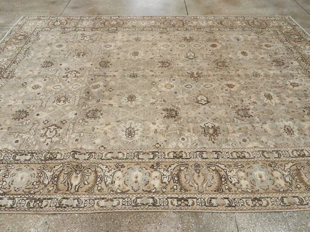 Antique Persian Tabriz Carpet, No.21386 - Galerie Shabab