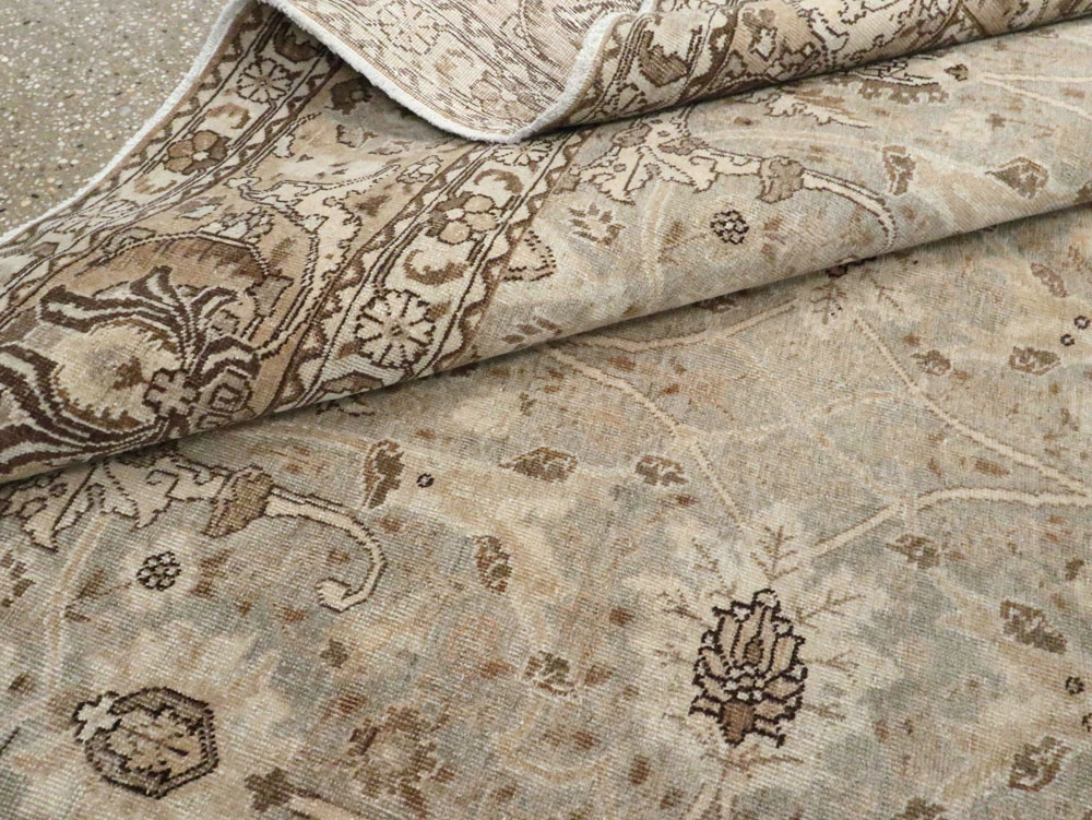 Antique Persian Tabriz Carpet, No.21386 - Galerie Shabab