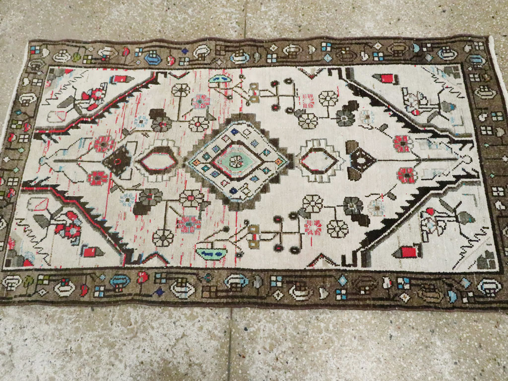 Vintage Persian Malayer Rug, No.21397 - Galerie Shabab