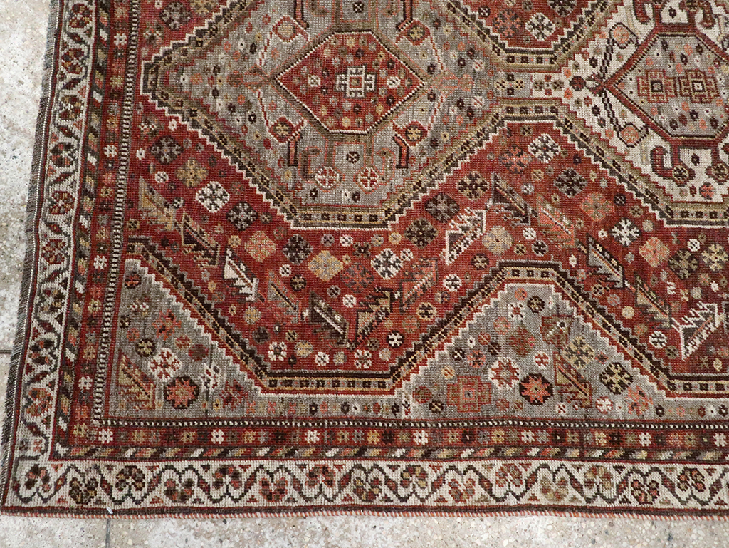 Antique Afshar Rug, No.21420 - Galerie Shabab