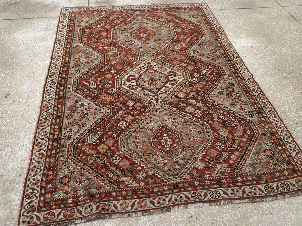 Antique Afshar Rug, No.21420 - Galerie Shabab