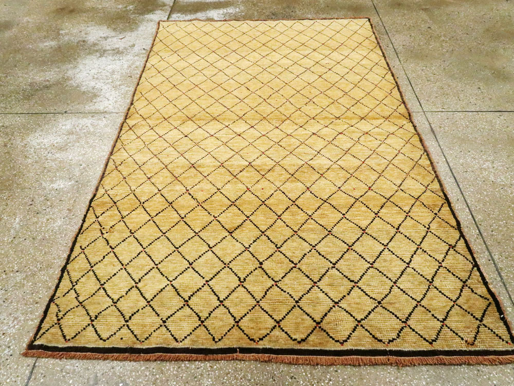 Vintage Turkish Anatolian Rug, No.21424 - Galerie Shabab