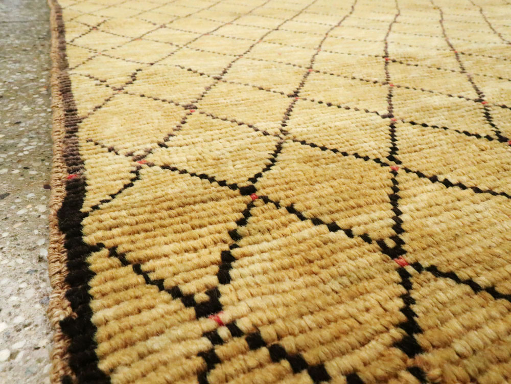 Vintage Turkish Anatolian Rug, No.21424 - Galerie Shabab