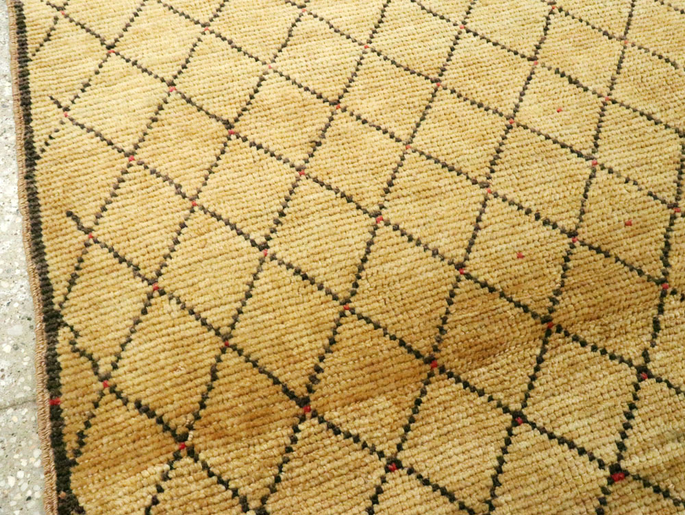 Vintage Turkish Anatolian Rug, No.21424 - Galerie Shabab