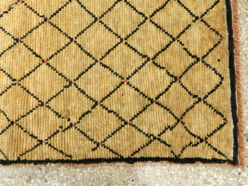 Vintage Turkish Anatolian Rug, No.21424 - Galerie Shabab