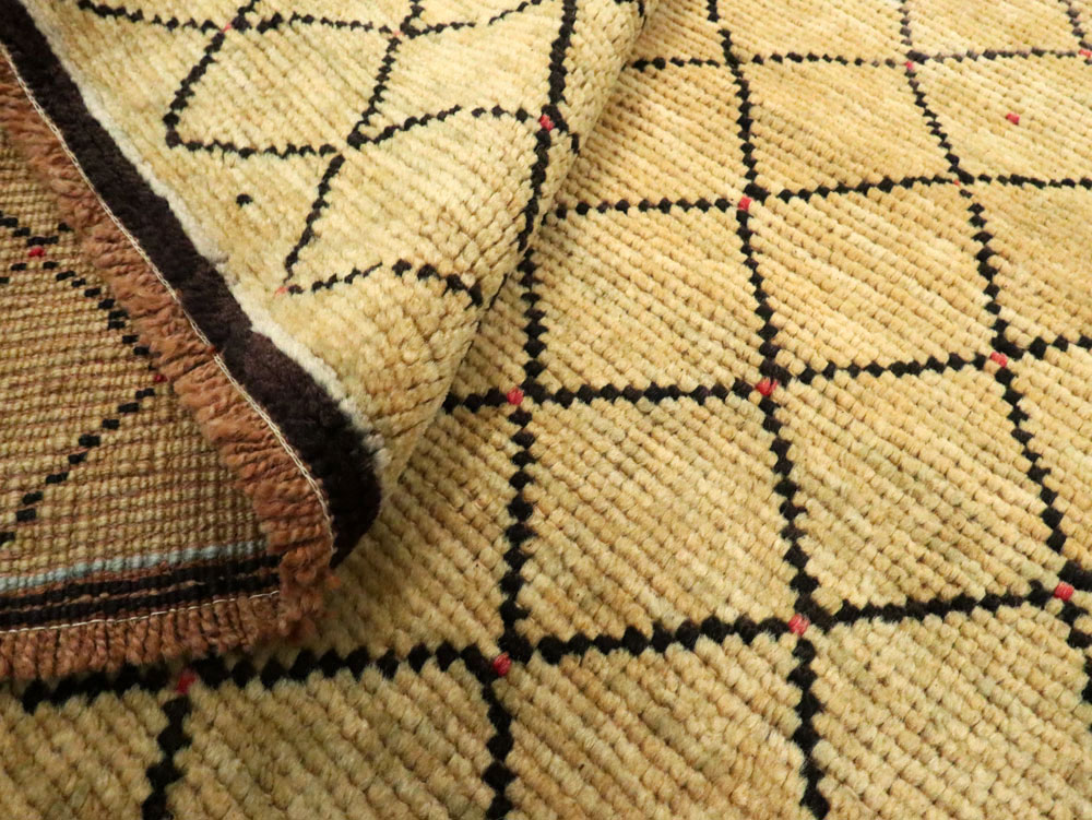 Vintage Turkish Anatolian Rug, No.21424 - Galerie Shabab