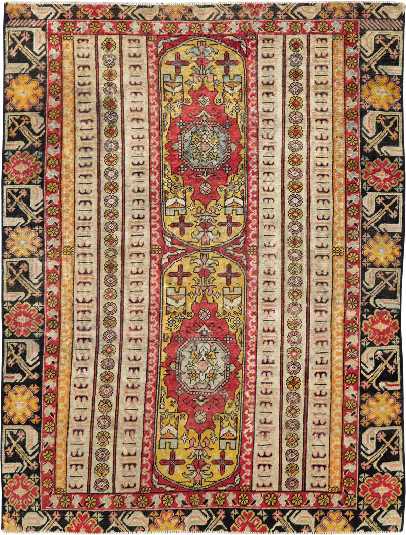 Antique Turkish Ghiordes Rug, No.21425 - Galerie Shabab