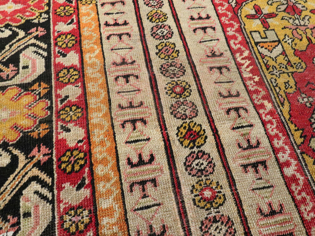 Antique Turkish Ghiordes Rug, No.21425 - Galerie Shabab