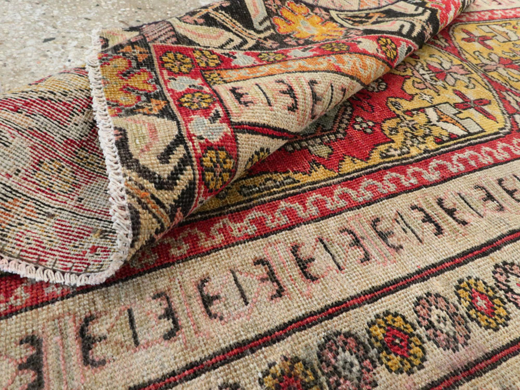 Antique Turkish Ghiordes Rug, No.21425 - Galerie Shabab