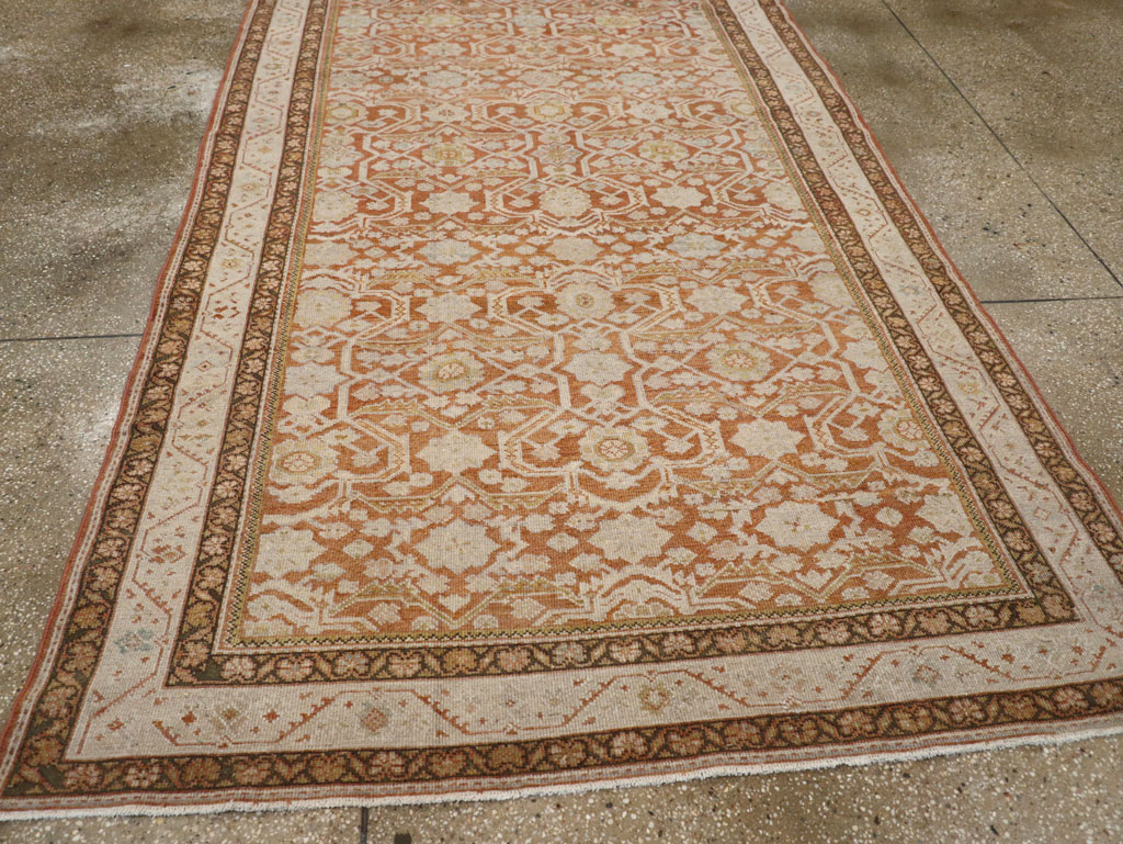 Antique Persian Malayer Gallery Rug, No.21427 - Galerie Shabab