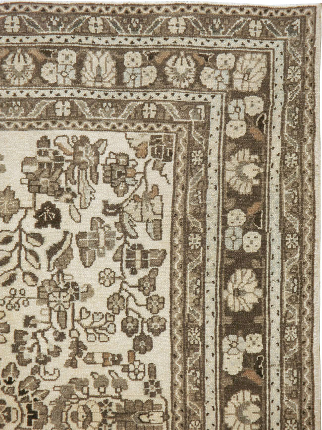 Vintage Persian Hamadan Square Rug, No.21432 - Galerie Shabab