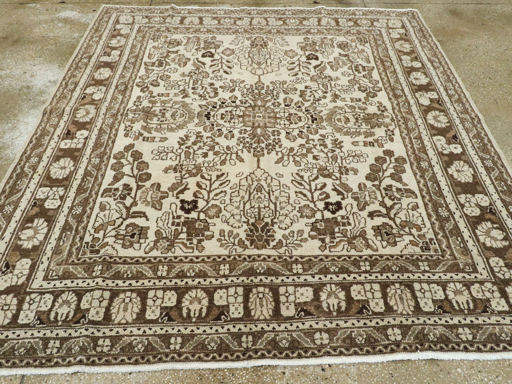 Vintage Persian Hamadan Square Rug, No.21432 - Galerie Shabab