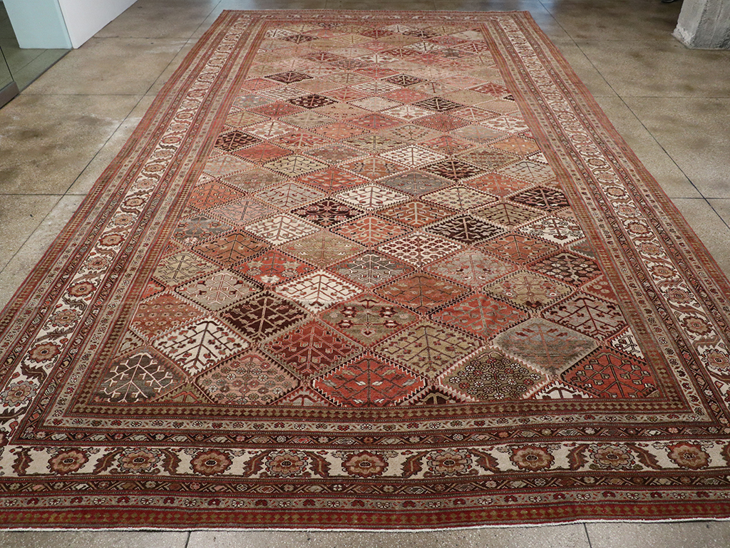 Antique Persian Malayer Carpet, No.21433 - Galerie Shabab