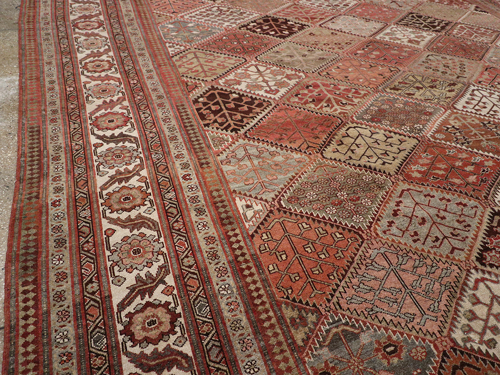 Antique Persian Malayer Carpet, No.21433 - Galerie Shabab