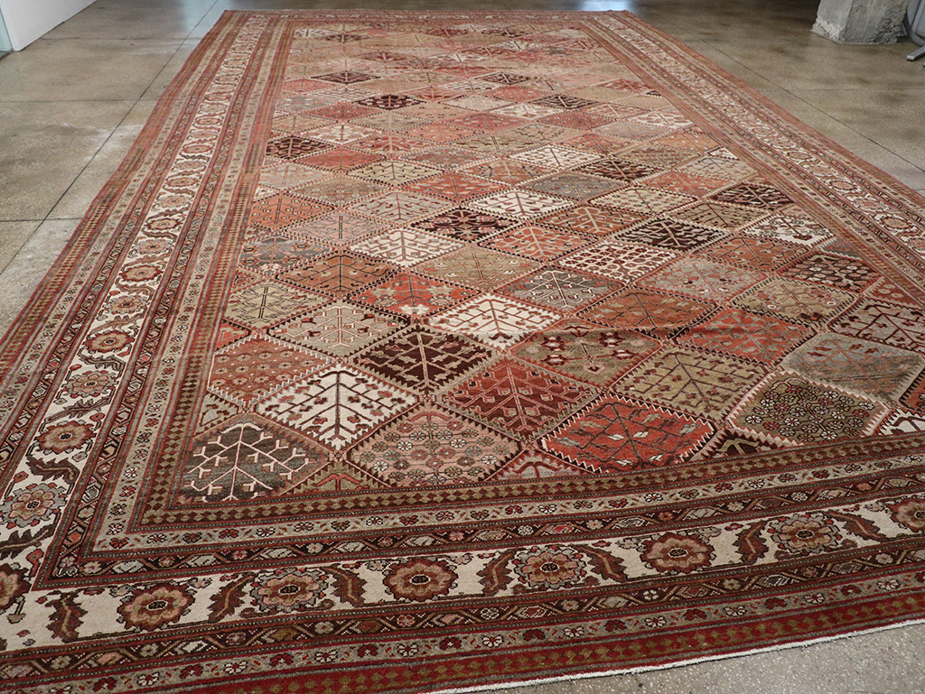 Antique Persian Malayer Carpet, No.21433 - Galerie Shabab