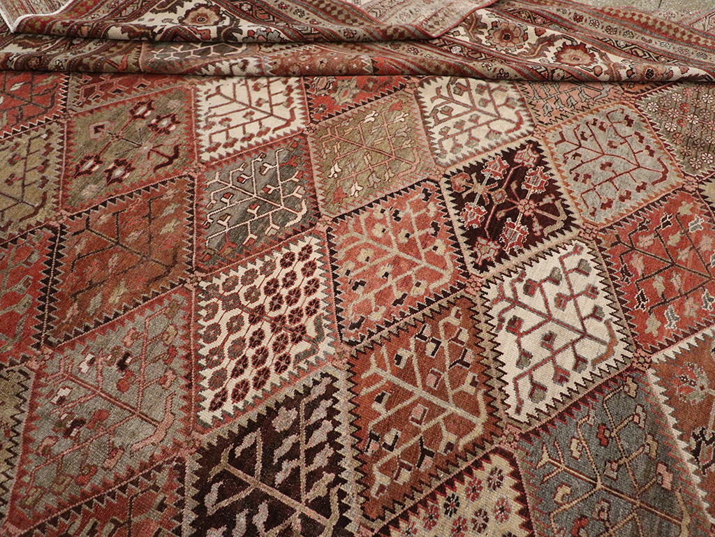 Antique Persian Malayer Carpet, No.21433 - Galerie Shabab