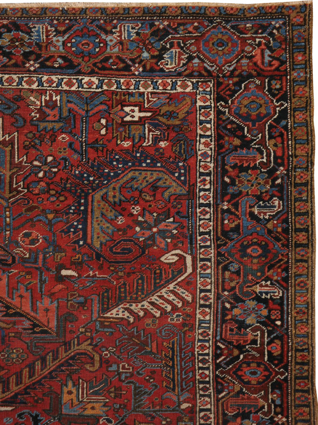 Antique Heriz Carpet, No.21440 - Galerie Shabab