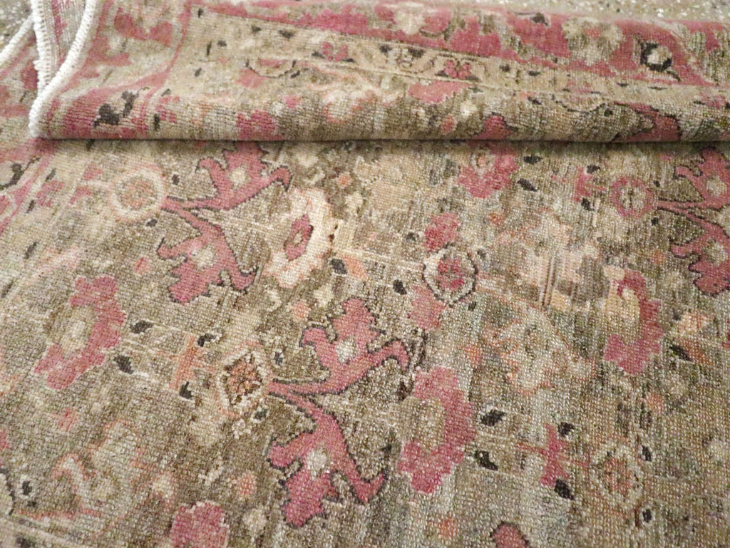 Antique Persian Malayer Throw Rug, No.21448 - Galerie Shabab