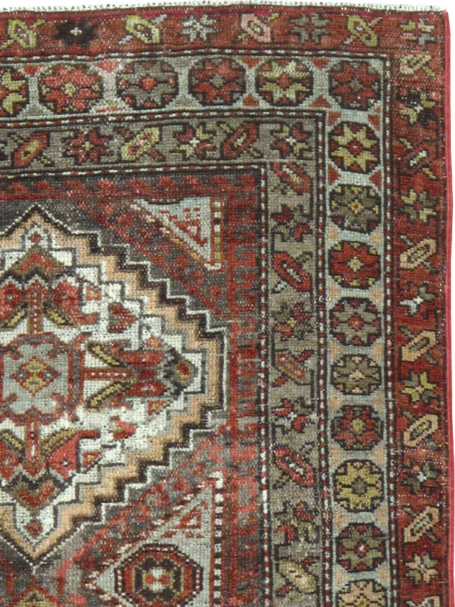 Antique Persian Malayer Rug, No.21449 - Galerie Shabab