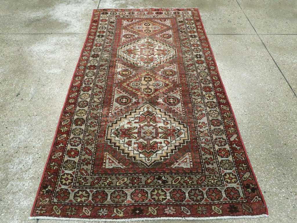 Antique Persian Malayer Rug, No.21449 - Galerie Shabab