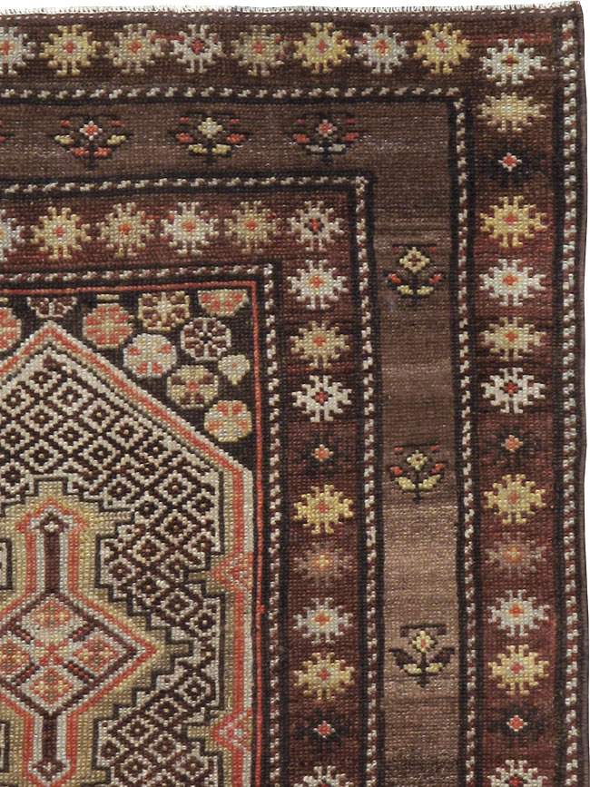 Antique Persian Kurdish Rug, No.21454 - Galerie Shabab