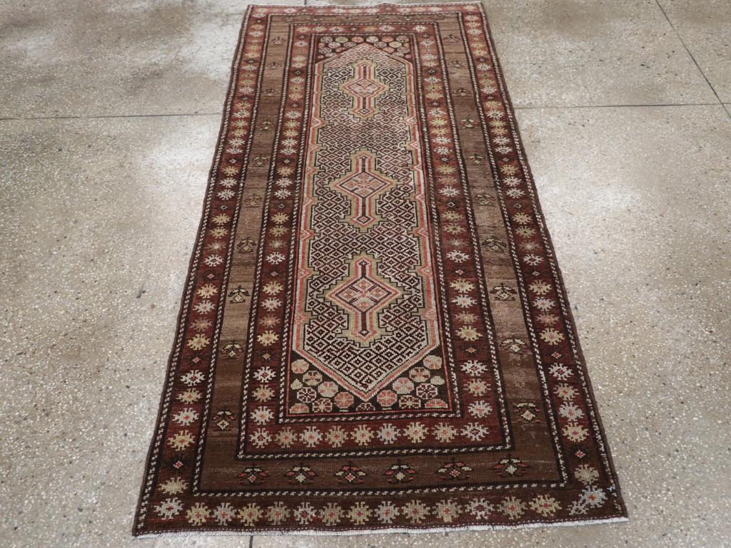Antique Persian Kurdish Rug, No.21454 - Galerie Shabab