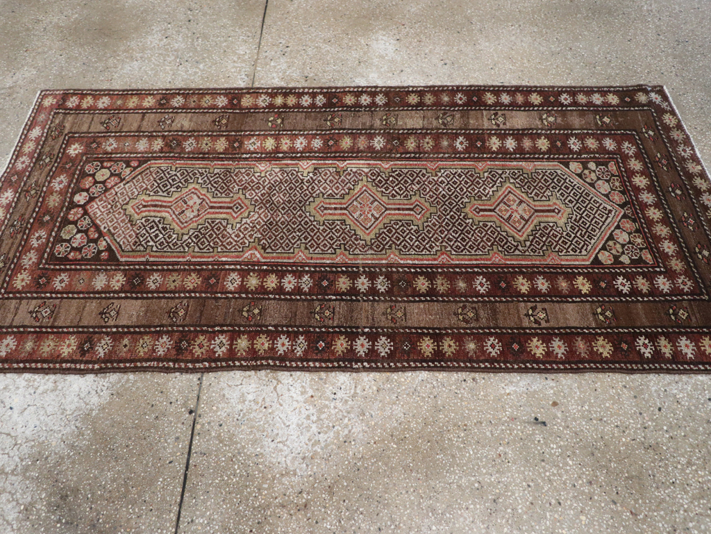 Antique Persian Kurdish Rug, No.21454 - Galerie Shabab