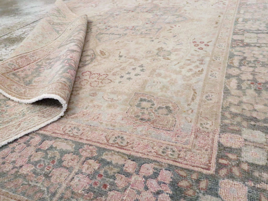 Vintage Persian Tabriz Accent Rug, No.21470 - Galerie Shabab