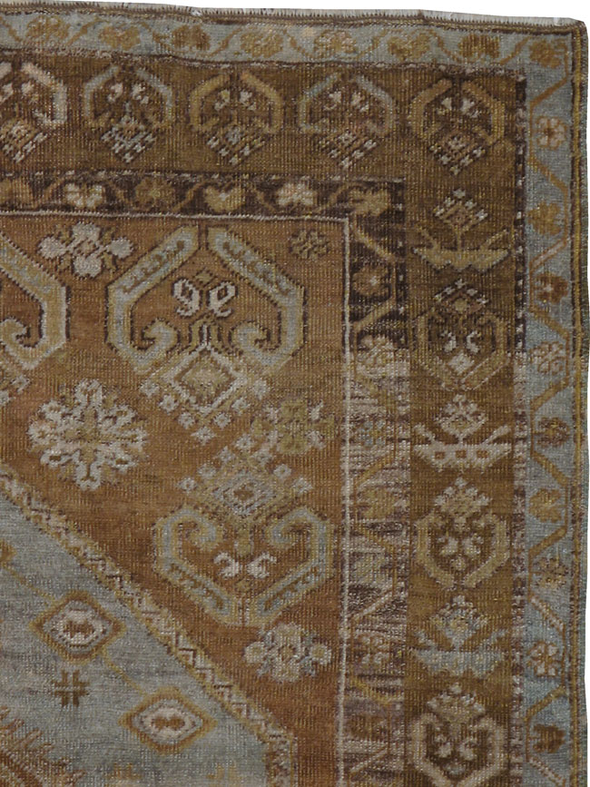 Antique Karabagh Rug, No.21473 - Galerie Shabab