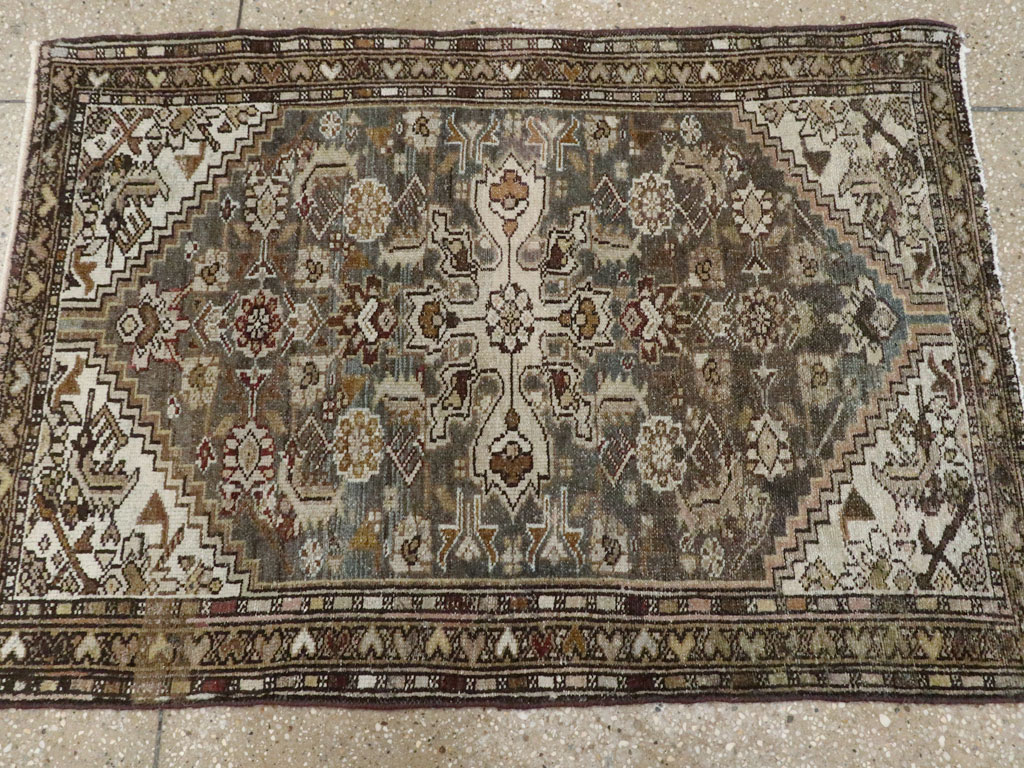 Antique Persian Malayer Rug, No.21474 - Galerie Shabab