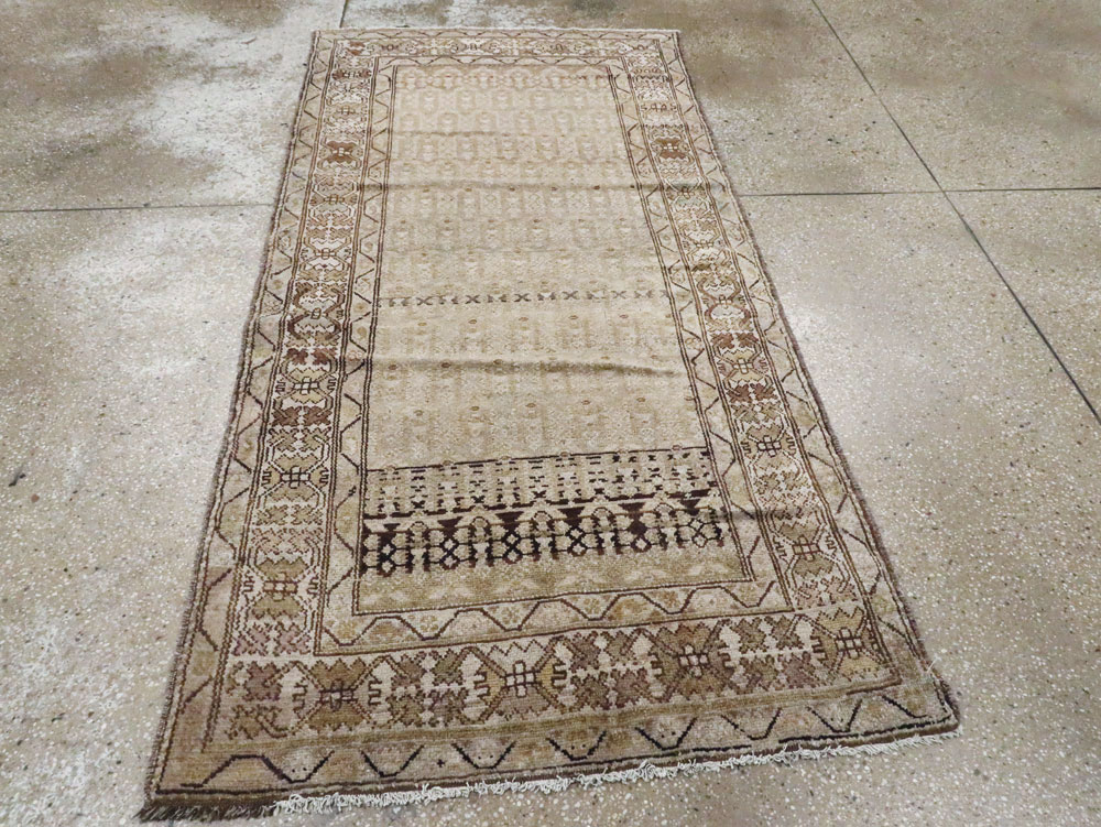 Antique Kurdish Rug, No.21475 - Galerie Shabab