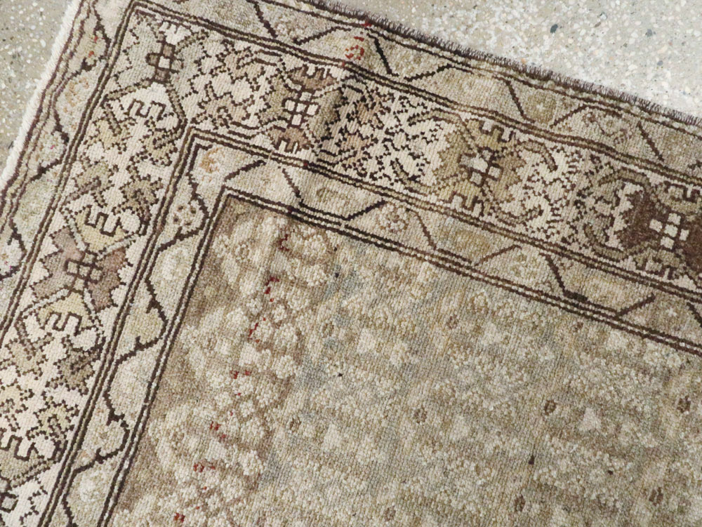 Antique Kurdish Rug, No.21475 - Galerie Shabab