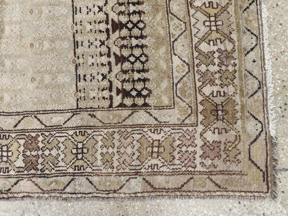 Antique Kurdish Rug, No.21475 - Galerie Shabab