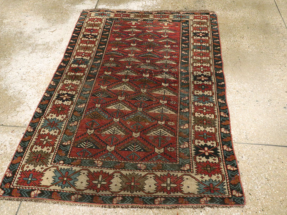 Antique Caucasian Shirvan Rug, No.21480 - Galerie Shabab