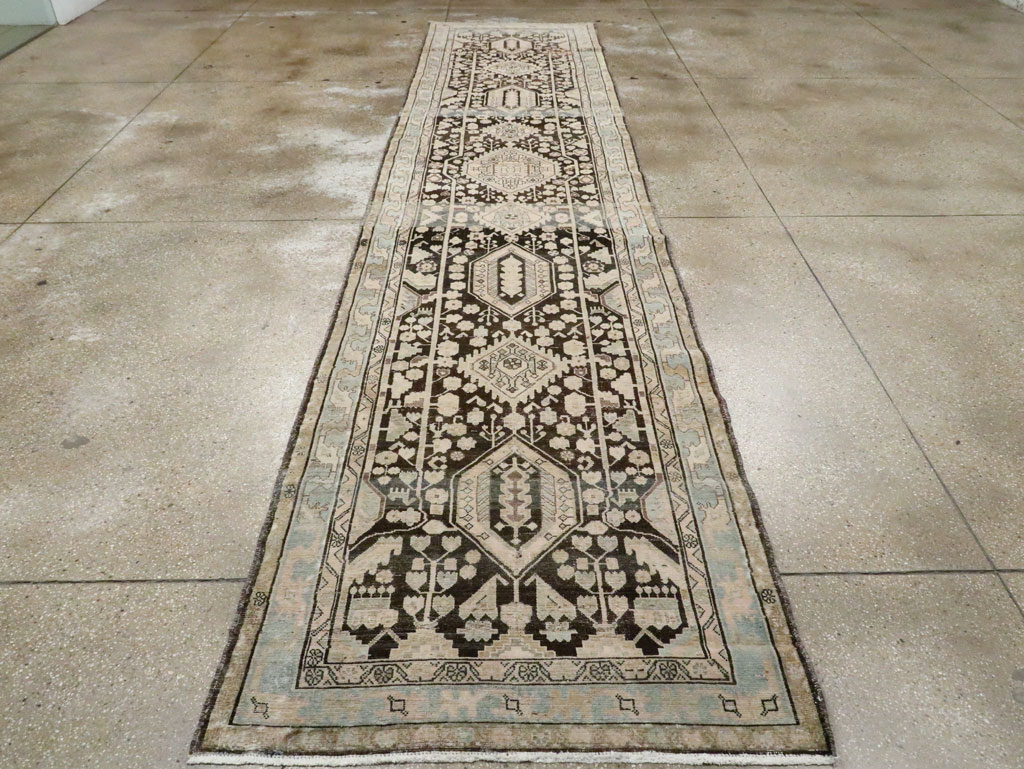 Antique Persian Malayer Runner, No.21502 - Galerie Shabab